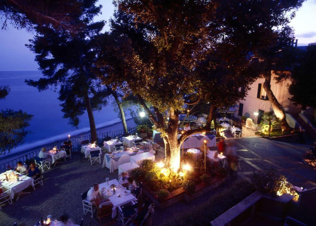 Hotel Punta Est Finale Ligure Dış mekan fotoğraf